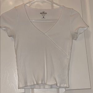 Cute Hollister tee!